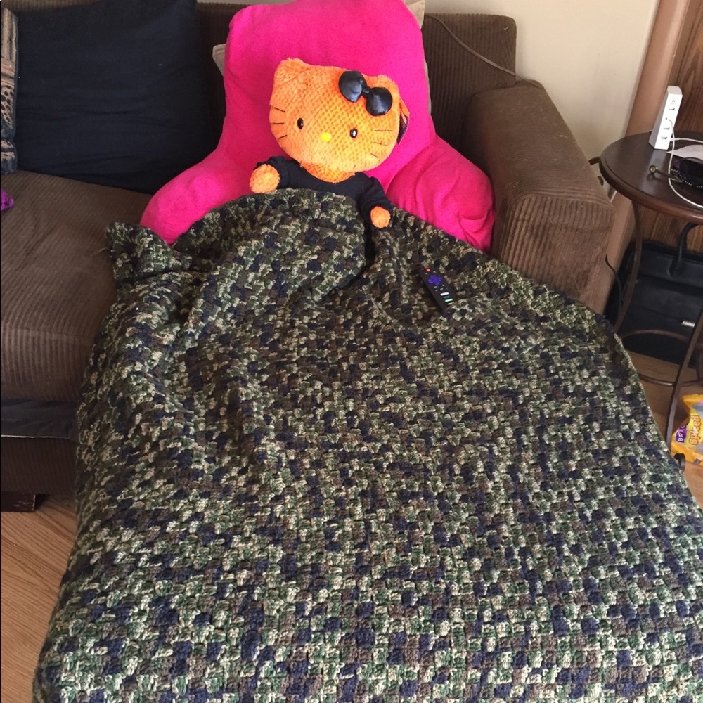 Lap/ T.V. Blanket